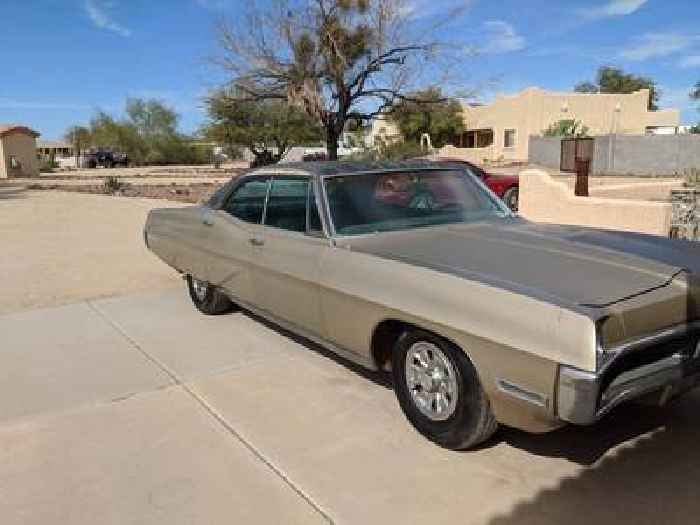Grandpa's 1967 Pontiac Is Ready To Sell, Fitted With Every Factory Option
