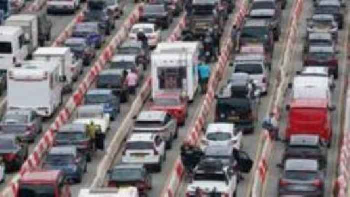 Dover chaos is like herding cats, says traffic boss