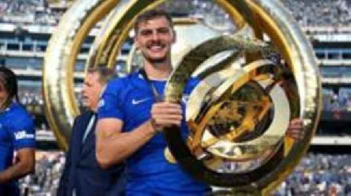 Everton agree £28m deal for Chelsea's Dewsbury-Hall