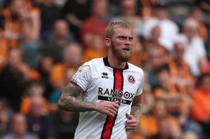 Hull City win transfer race to sign Oliver McBurnie as medical and contract details emerge