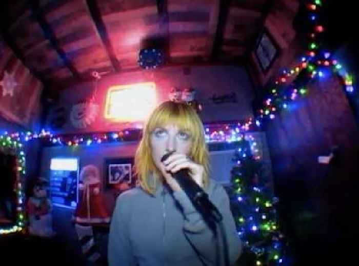 Hayley Williams Shares “Ego Death At A Bachelorette Party” Video, Discusses Country Musician Nashville Bars