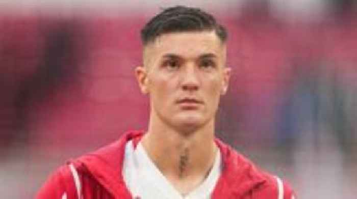 Man Utd make £74m bid for striker Sesko