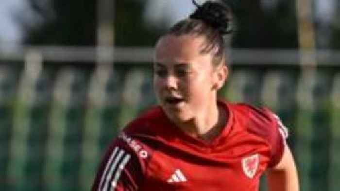 Gwalia sign Wales striker Walters from Blackburn