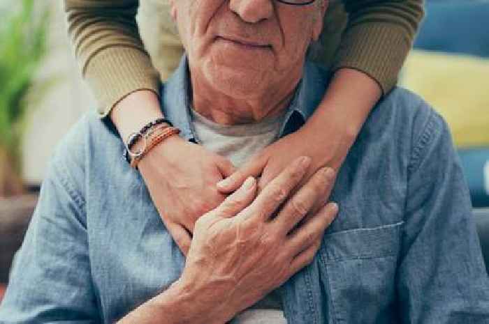 Experts warn mood changes as a potential early sign of dementia in the UK
