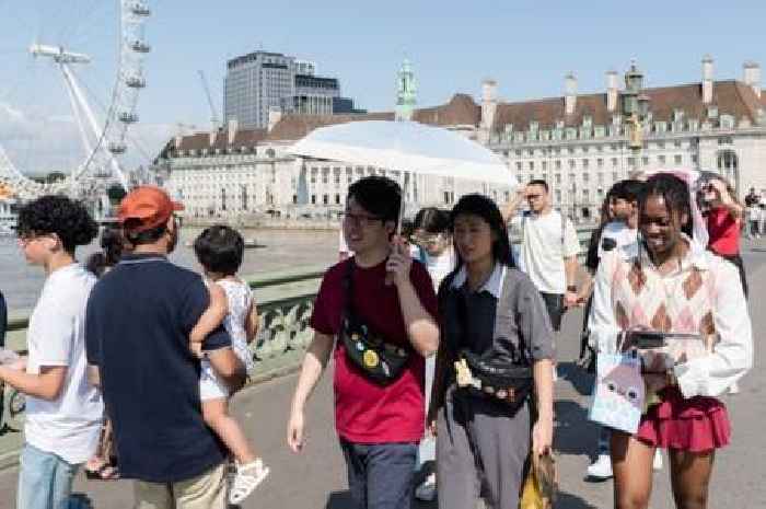 All the parts of England set to roast in 33C heatwave next week with 18 counties sizzled