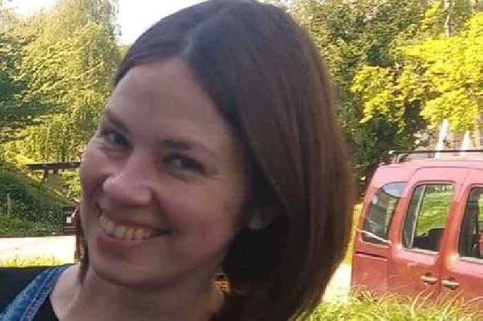 Woman 'heard a thud' during phone call as friend was fatally hit by car