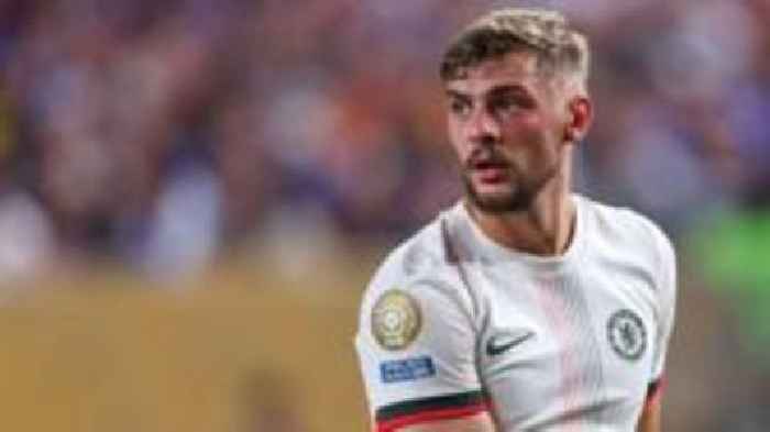 Dewsbury-Hall out 'to prove a point' as he joins Everton