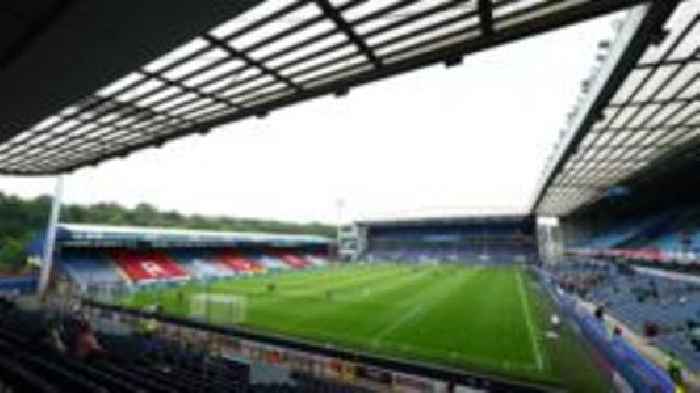 Swedish midfielder Henriksson joins Blackburn