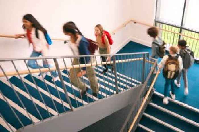UK households NOT on DWP benefits getting free summer holiday childcare