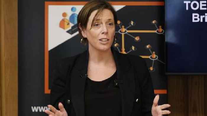 Minister condemns 'idiot' councils that don't believe they have grooming gang problem