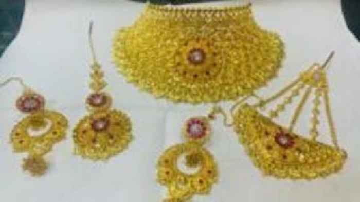Burglars steal £500k of jewellery from London home