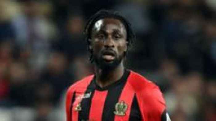 Villa complete £30m signing of Nice striker Guessand