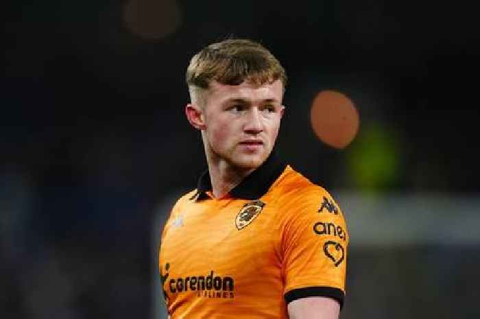Hull City reach Joe Gelhardt transfer agreement with Leeds United as medical details confirmed