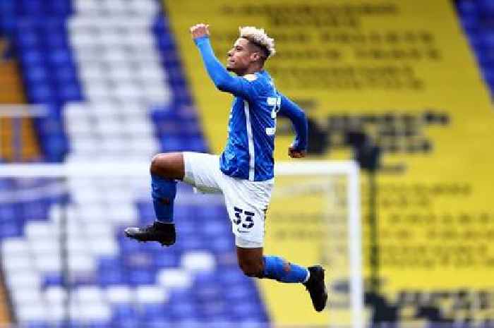 Former Birmingham City striker drops into the non-league to continue his career