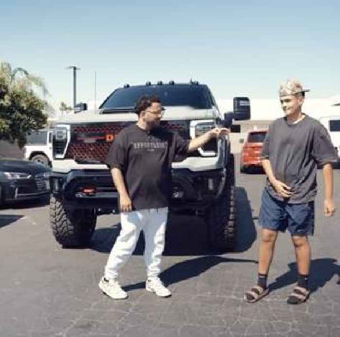 Shaquille O'Neal Sold His Chevy to Teen With No Driver's License, He Paid With Crypto