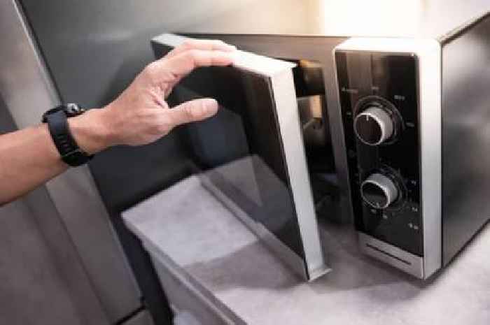 Millions of UK households told not to put tupperware in microwaves