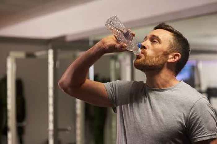 Doctor shares how much water you should really drink during a heatwave