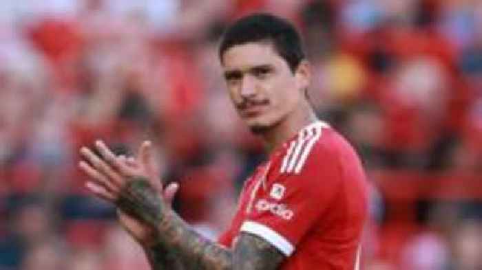 Al-Hilal sign Nunez from Liverpool