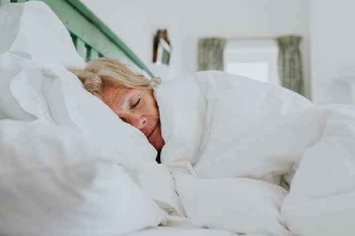 Shoppers with back pain rush for Amazon's reduced 'soft and supportive' memory foam pillow