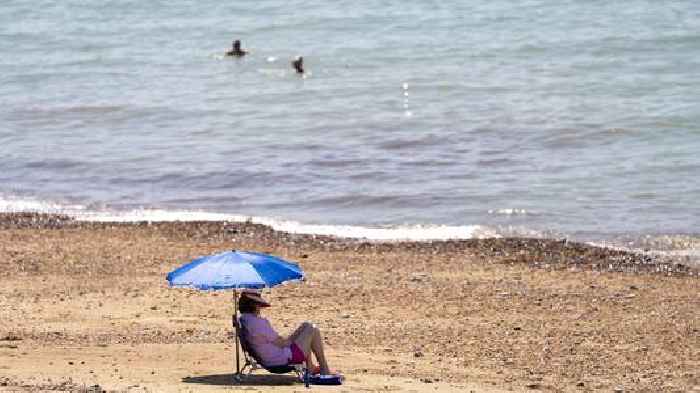 UK bracing for fourth heatwave of summer as temperatures set to pass 30C