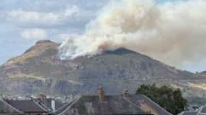Firefighters tackle large blaze on Arthur's Seat