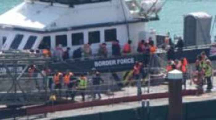 More than 400 migrants brought to shore in Dover