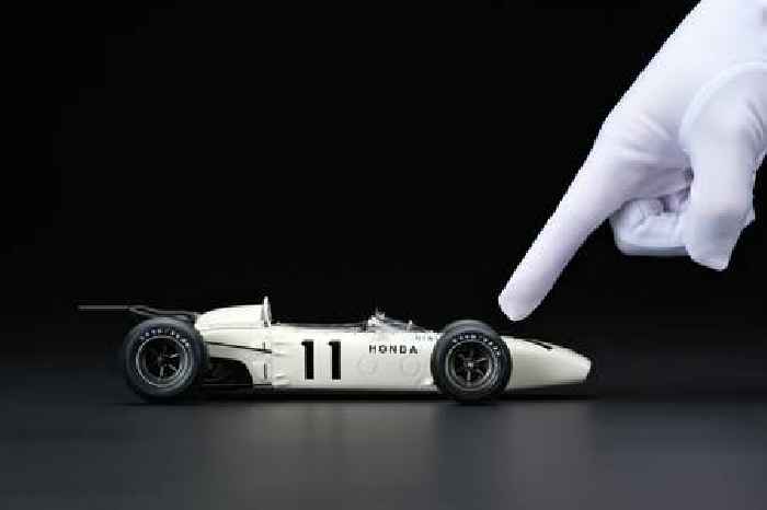 Honda's New F1 Car Scale Model Costs More Than the Civic