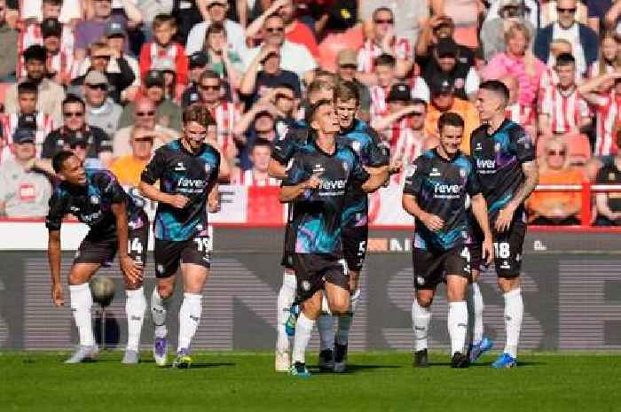 Bristol City match double-winning start as 'Super Struber' makes early statement of intent