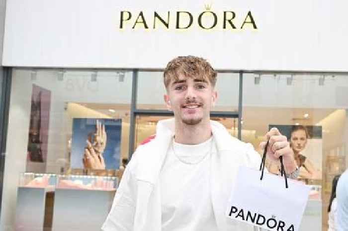 Back to school wear and birthday gifts as Style Squad peer inside Pandora's box at The Centre, Livingston