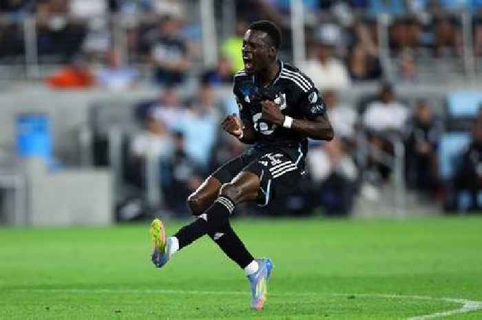 Tottenham target Swansea City duo, Kone joins rivals and transfer links downplayed