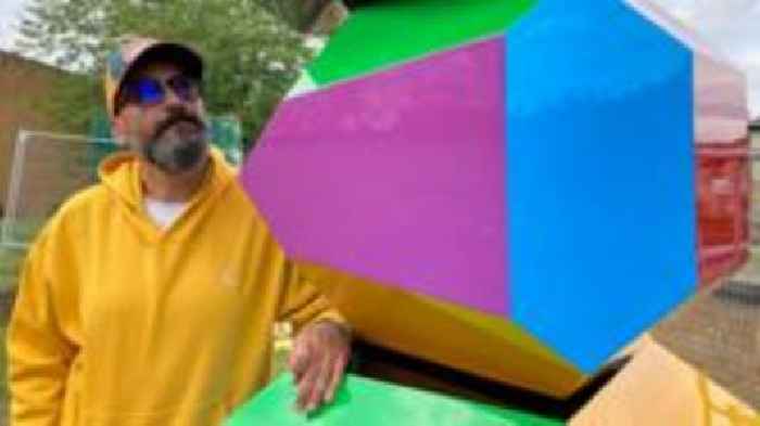 'I'm happy for street artists to add to my work'