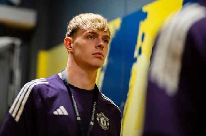 Hull City linked with transfer swoop for Man United midfielder but face Championship competition