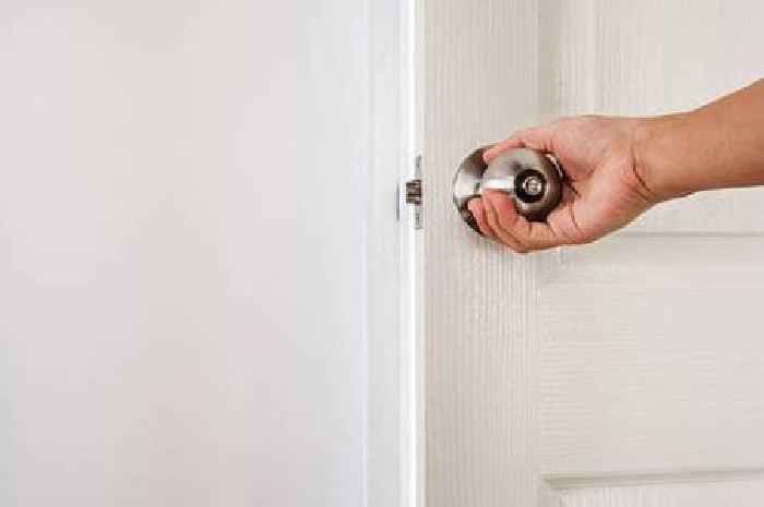 UK households told 'leave doors open' on Tuesday night as problem sweeps England