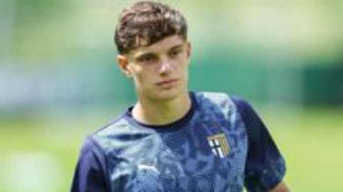 Liverpool closing in on deal for Parma teenager Leoni