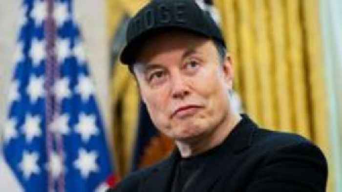 Apple rejects Musk's App Store bias claims