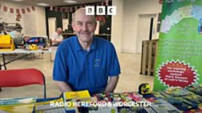 'The world isn't just for right-handers'