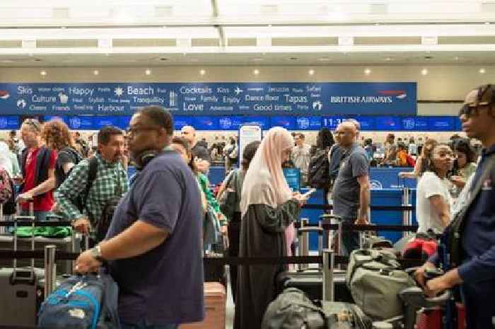 Gatwick passengers face strike chaos during peak holiday period