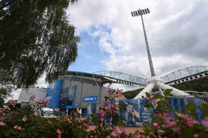 Huddersfield v Leicester City live team news and match updates