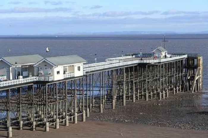 Police patrolling seafront over reports teens are jumping from high pier