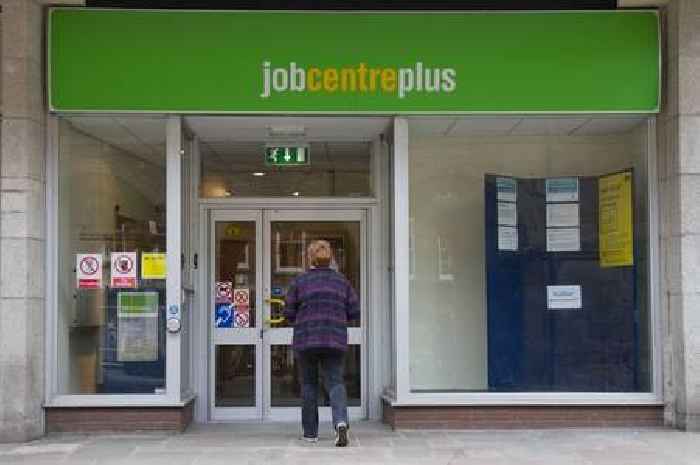 DWP punishing Universal Credit claimants during job hunt