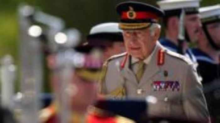 King hails veterans' courage and sacrifice on VJ Day