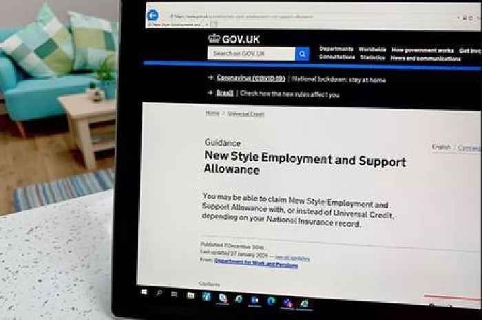 DWP handing people with 22 conditions free ESA payments of £140 a week