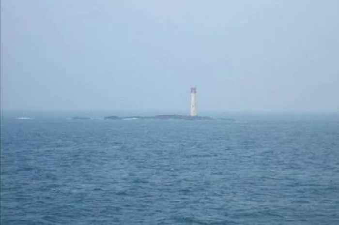 Welsh lighthouse horror as keeper forced to live with corpse as he went slowly mad