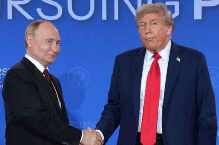 Vladimir Putin 'agrees to Ukraine security guarantees' during Donald Trump talks