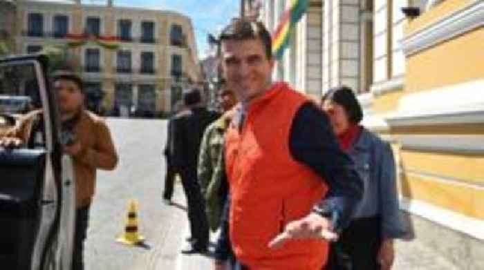 Bolivia set to elect first non-left wing president in two decades