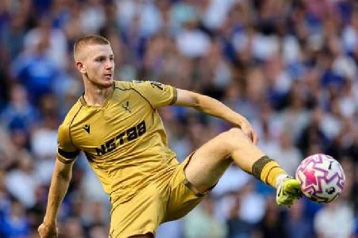 Adam Wharton handed Man Utd transfer update as 'shock' move for Brentford star lined up