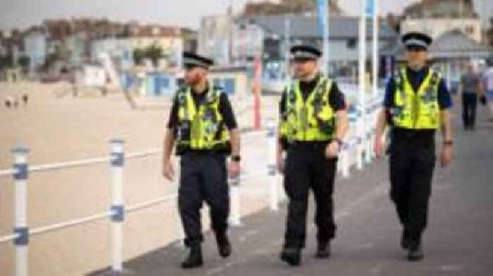 Police 'do not endorse' volunteer patrol group
