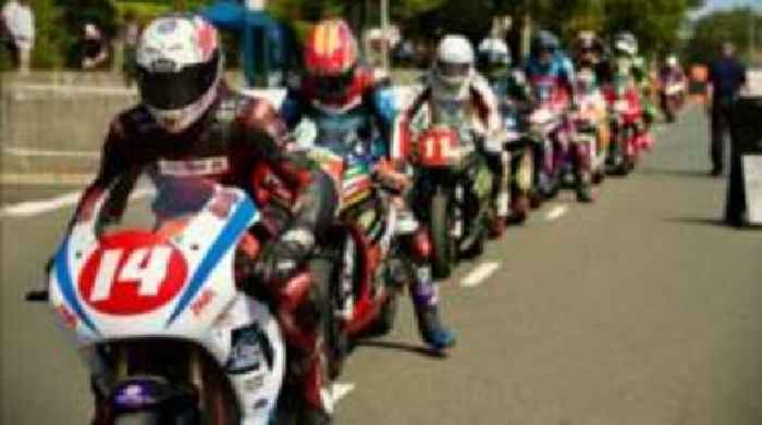 Roads close for Manx Grand Prix evening qualifying