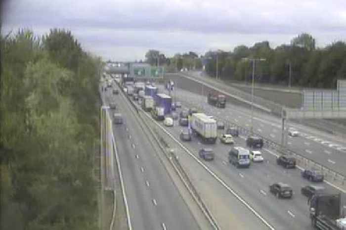 Live updates as police incident shuts M25 near Dartford Crossing