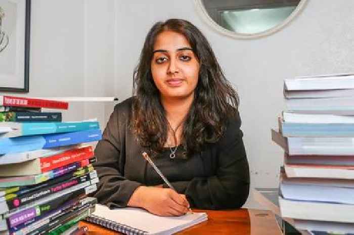 Teen with IQ higher than Einstein gets  23 A-levels